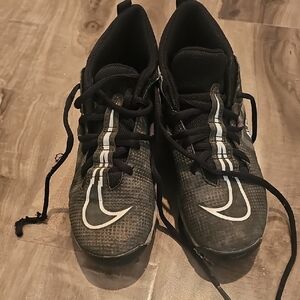 Nike Black and White Sports Sneakers